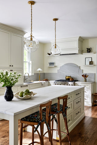 An updated kitchen by one of the best interior design companies based in Annapolis, Maryland.