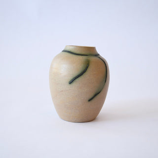 Vintage Ceramic Vase - Details and Design - Vase - Details and Design