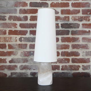Alabaster Jinny Medium Table Lamp – Timeless elegance for your home